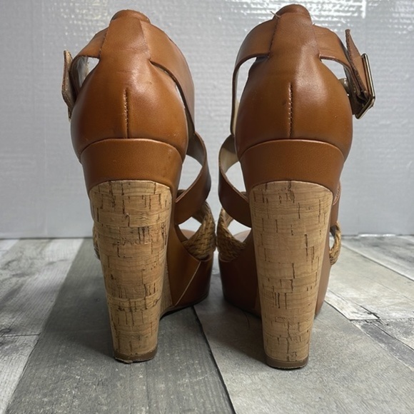 Carlos wedge platform sandals. Brown w/ leopard print. Size 8.5M.Great condition - Picture 4 of 11